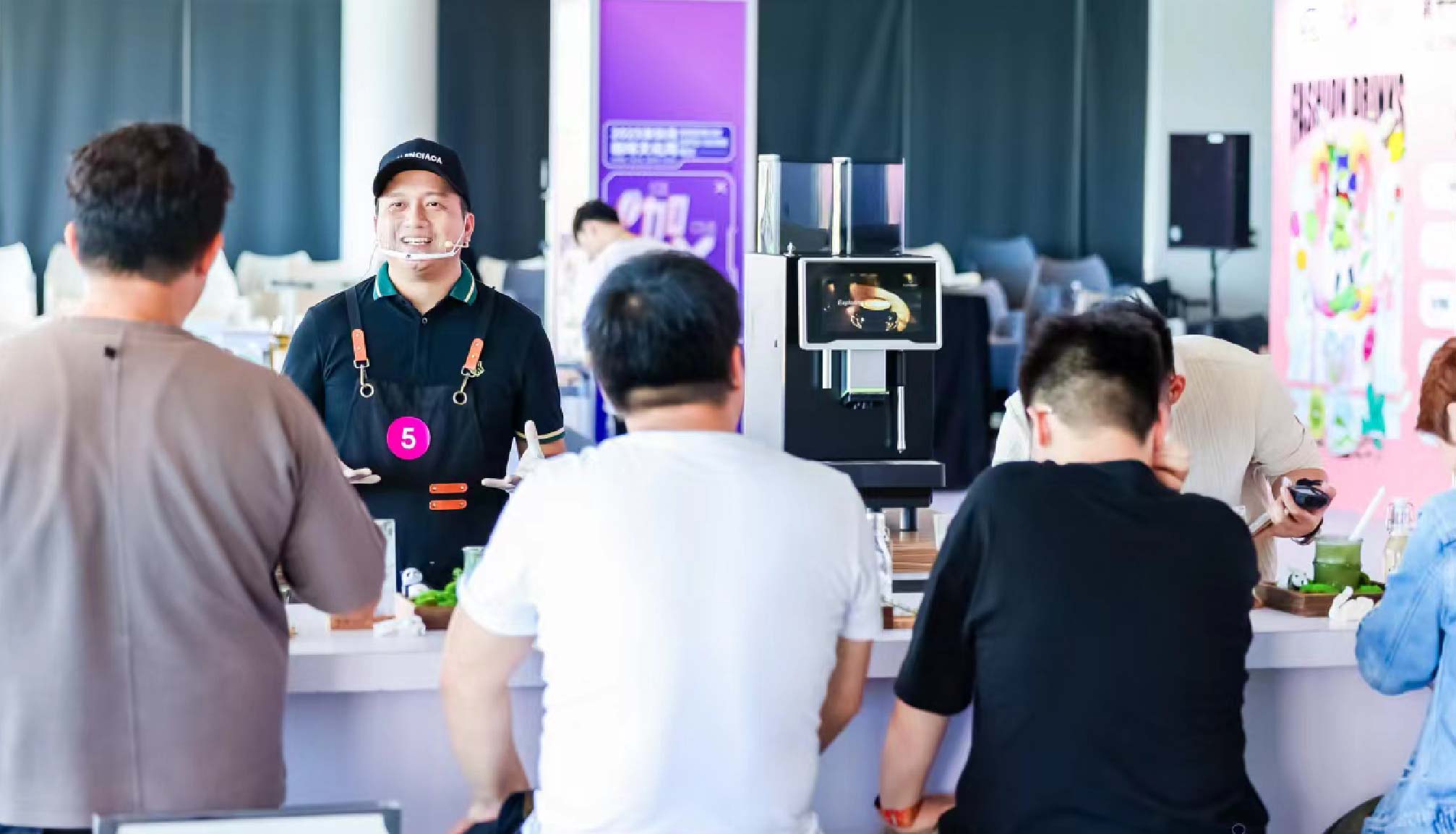 助推向上，冰球突破app下载亮相第十一届国际潮流饮品创意制作大赛！